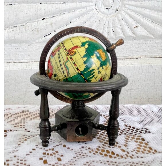 Vintage 1970s Miniature World Globe Pencil Sharpener Metal - Picture 6 of 6